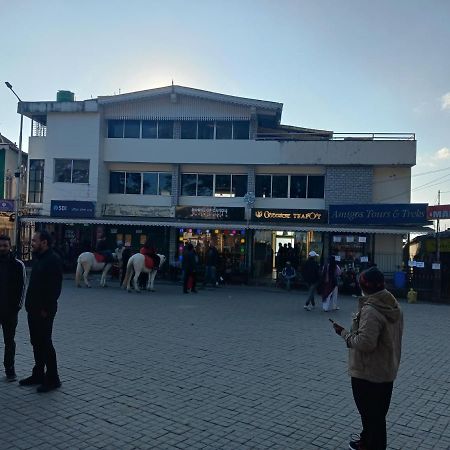 Azalea Holidays On Mall Darjeeling  Exterior foto